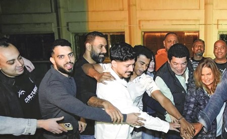 يسرا تحتفل بانتهاء تصوير «بنات فاتن»