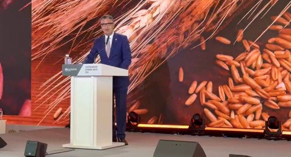 د.شريف فاروق وزير التموين والتجارة الداخلية يلقي كلمة خلال الجلسة الافتتاحية للمنتدى الروسي الخامس للحبوب المنعقد بمدينة سوتشي الروسية