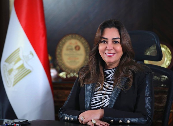 وزيرة التنمية المحلية والبيئة د.منال عوض