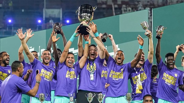 تتويج العين بكأس الإمارات