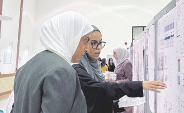 طلبة كلية العمارة يبتكرون فللاً سكنية مستدامة تقلل استهلاك الطاقة
