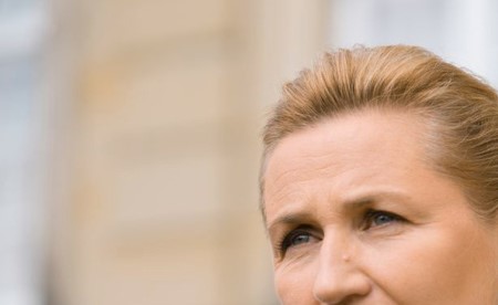 ملك الدنمارك يعيد تكليف رئيسة الوزراء المنتهية ولايتها تشكيل حكومة
