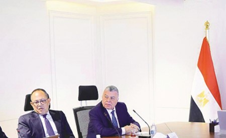 وزير التخطيط والتنمية الاقتصادية: الدولة تولي أهمية لملف التحول الرقمي وتطوير الخدمات الحكومية