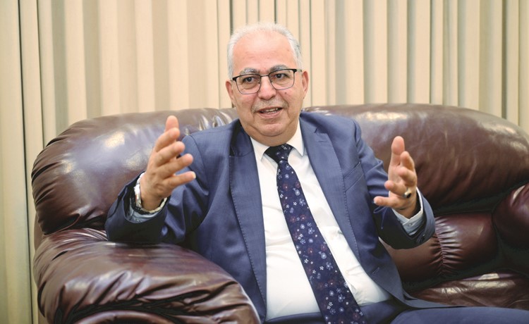 بالفيديو.. السفير المغربي لـ «الأنباء»: أمن الخليج جزء أساسي من الأمن العربي ونثمّن الدور الحكيم للكويت في دعم الاستقرار الإقليمي وتقريب وجهات النظر