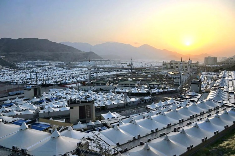 خيام المشاعر المقدسة تنتظر ضيوف الرحمن