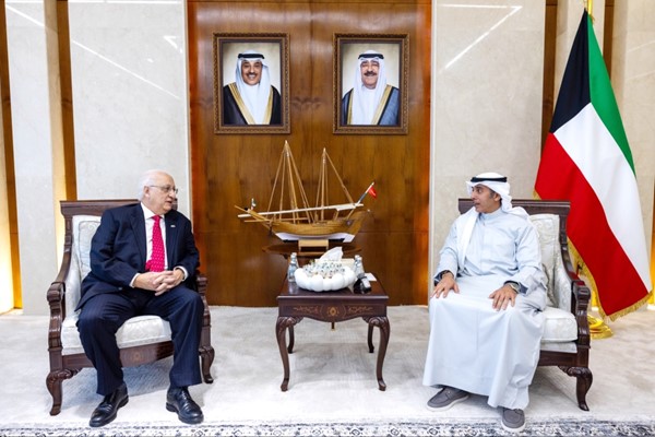 وزير الخارجية تلقى رسالة من نظيره الإماراتي تتعلق بالعلاقات الثنائية وأبرز المستجدات الإقليمية والدولية