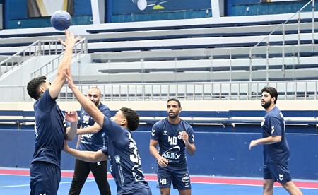 «أزرق اليد» باشر استعداداته لـ«الألعاب الآسيوية» باليابان