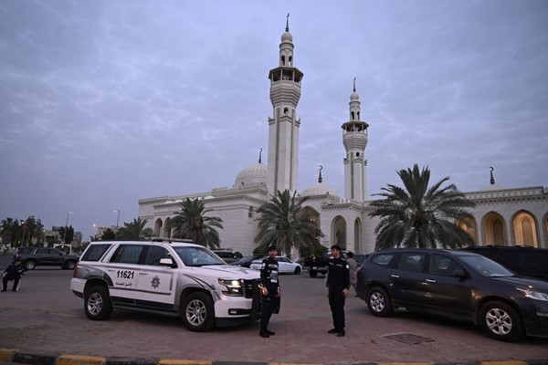 جهود مشهود لرجال الداخلية خلال صلاة عيد الأضحى (أحمد علي)