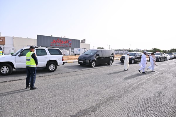 جهود مميزة من رجال الداخلية في تنظيم حركة المواطنين والمقيمين بجوار المسلخ (قاسم باشا)