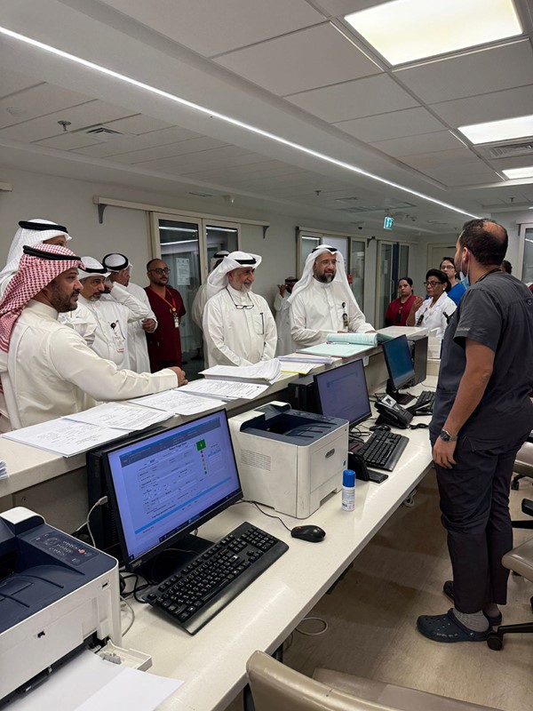 وزير الصحة ووكيل الوزارة تابعا ميدانياً جاهزية المؤسسات الصحية خلال أول أيام العيد