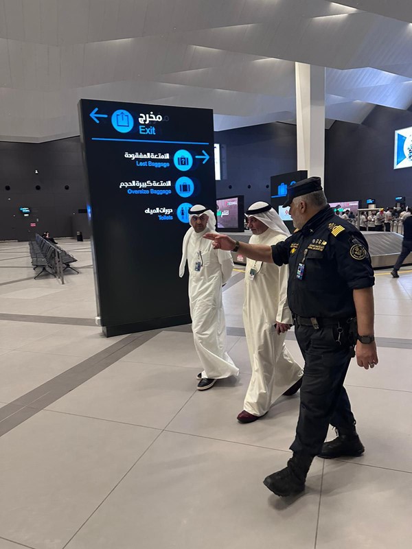 رئيس الجمارك ونائبه تفقدا مبنى T4 بمطار الكويت للاطمئنان على إجراءات استقبال الحجاج