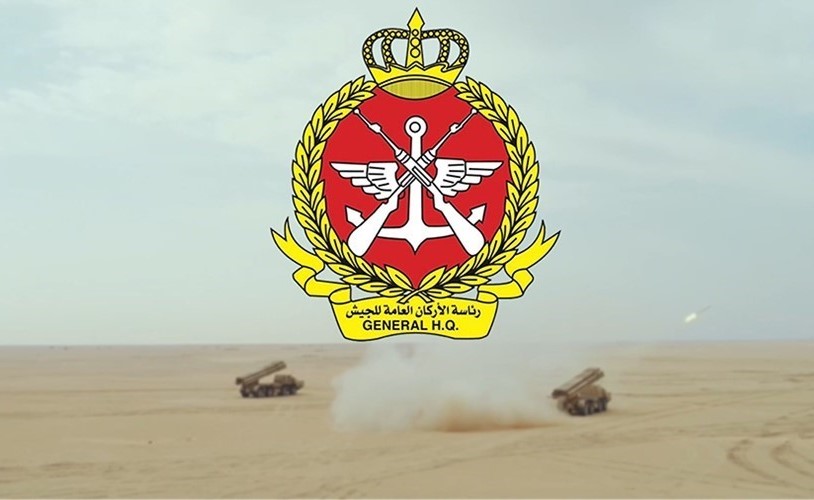 رئاسة الأركان: الدفاعات الجوية تتصدى حالياً لهجمات صاروخية وطائرات مسيرة معادية