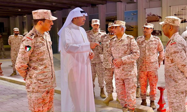 وزير الدفاع: عطاء متواصل وتفانٍ لرجال القوات المسلحة في خدمة الوطن