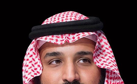 ولي العهد يهنئ ولي العهد السعودي بنجاح موسم الحج: تنظيم متميز ساهم في تيسير أداء المناسك