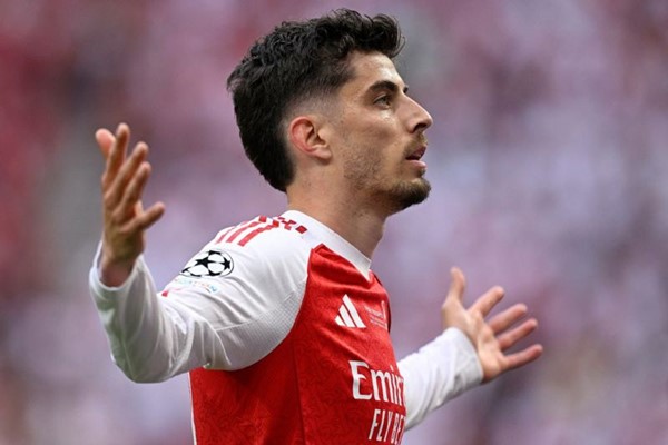نهائي دوري أبطال أوروبا إلى الأوقات الإضافية