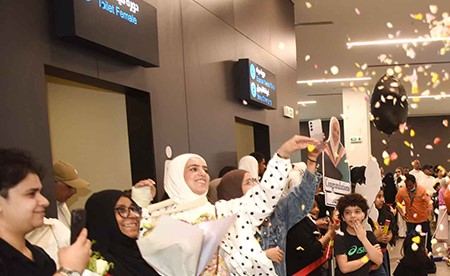 بالفيديو.. الحجاج العائدون لـ «الأنباء»: موسم حج ناجح واستثنائي