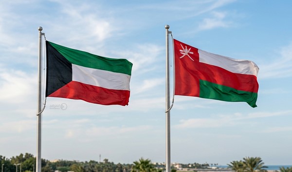 عُمان: تدين وتستنكر استهداف الكويت وتعرب عن تضامنها معها