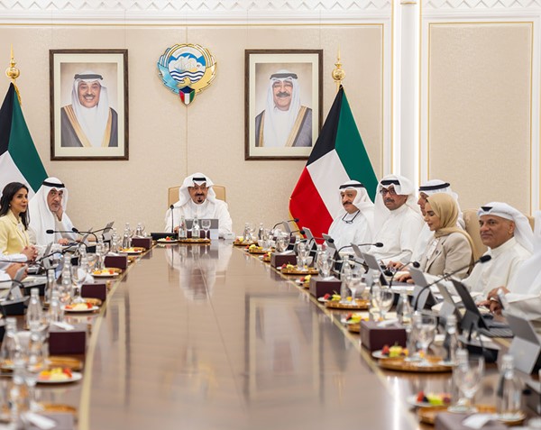 مجلس الوزراء أحيط علماً بفحوى الرسالة الخطية التي تلقاها صاحب السمو من رئيس وزراء بنغلاديش