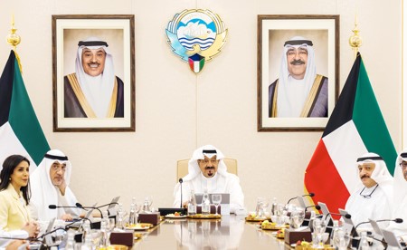 مطالبة إيران بالوقف الفوري للاعتداءات الآثمة