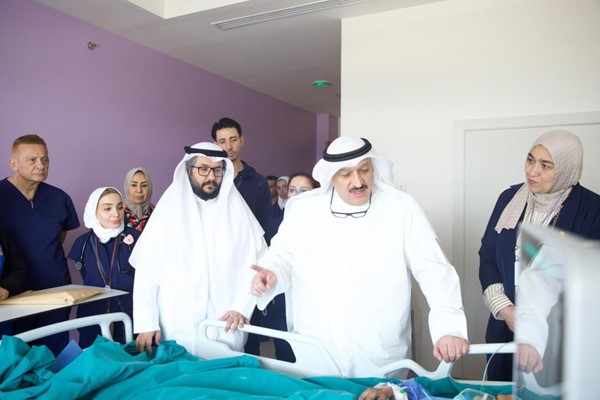 وزير الصحة: توفير أفضل مستويات الرعاية الصحية لمصابي العدوان الإيراني الغاشم