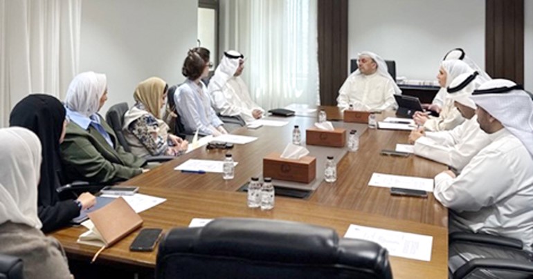 جانب من اجتماع فريق الحوكمة في وزارة الأشغال العامة مع مسؤولي الهيئة العامة لمكافحة الفساد (نزاهة)