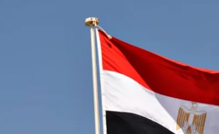 مصر تدين الاعتداء الإيراني على الكويت والبحرين: تصعيد خطير من شأنه تهديد أمن واستقرار المنطقة