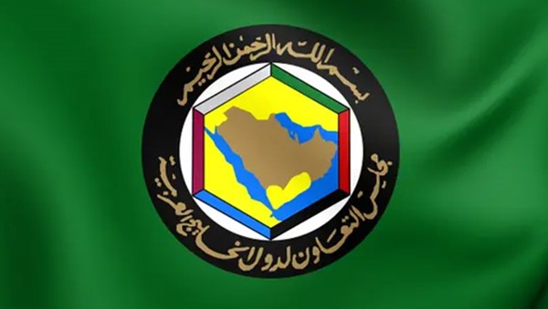 مجلس التعاون يستنكر بأشد العبارات استمرار الاعتداءات الإيرانية على الكويت والبحرين