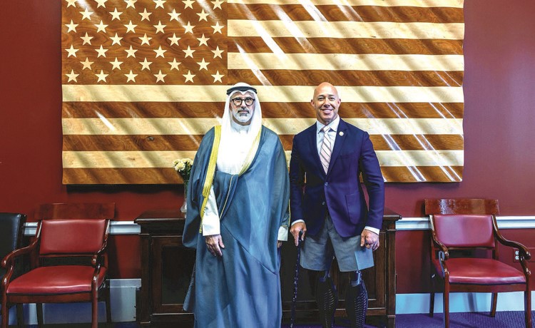 الولايات المتحدة ملتزمون بأمن الكويت واستقرارها وضمان عدم امتلاك إيران سلاحا نوويا أبدا وإعادة حرية الملاحة عبر مضيق هرمز
