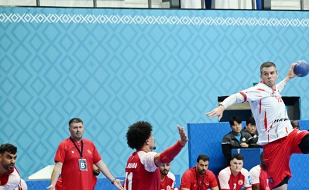 «الأبيض» وبرقان يدشنان «آسيوية اليد» بانتصارين