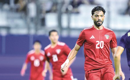 لاعبو «الأزرق» يلتحقون بتدريبات أنديتهم اليوم