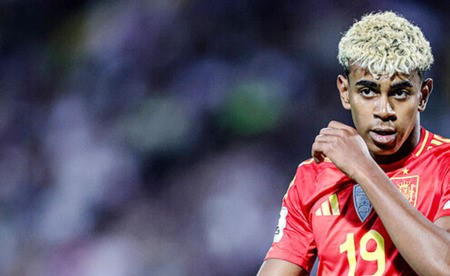 يامال: عدم الفوز بالكرة الذهبية ساعدني على النضوج!