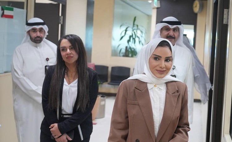وزيرة الشؤون رسميا استمرار مجلس إدارة المحامين الحالي لمدة عام