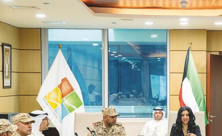 فريق «أمان» اطلع على جهود «البيئة» في مواجهة المخاطر والحالات الطارئة