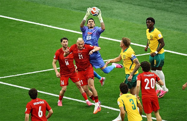 كأس العالم.. بداية جيدة لأستراليا بالفوز على تركيا