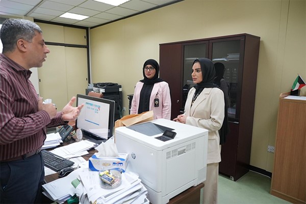 وزيرة «الشؤون» تتفقد إدارة الشؤون المالية: تسريع إنجاز معاملات المواطنين