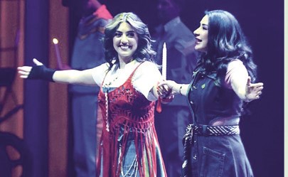 هيا تجربتي الأولى في الكتابة الدرامية مليئة بالمفاجآت