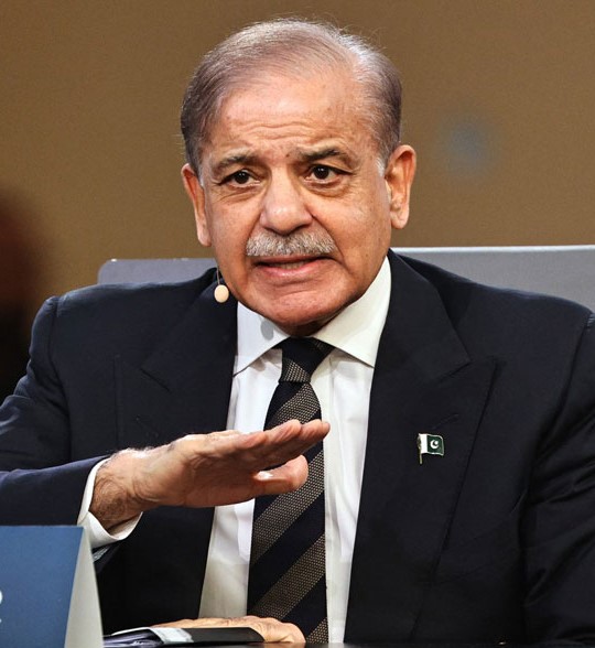 رئيس وزراء باكستان يعلن التوصل إلى اتفاق سلام بين أميركا وإيران