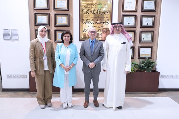 السفير الإيطالي: مناقشات جارية لتوسيع التعاون بين البلدين في القطاع الصحي