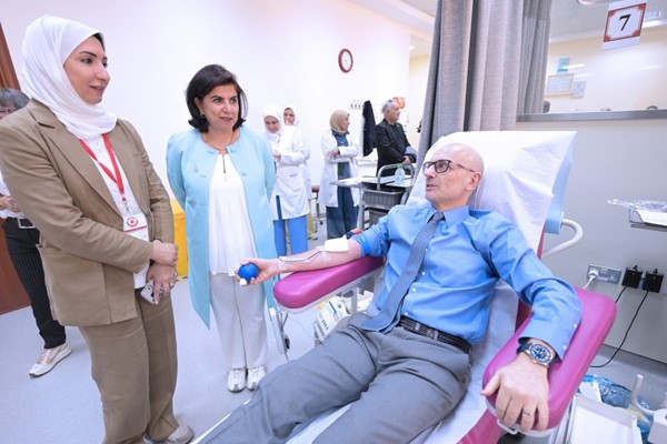 السفير الإيطالي: مناقشات جارية لتوسيع التعاون بين البلدين في القطاع الصحي