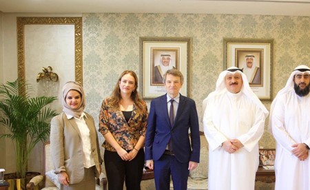 وزير الصحة بحث مع سفير إسبانيا تعزيز التعاون الصحي وتبادل الخبرات الطبية