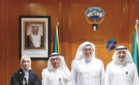 «وربة» يؤكد دعمه لجهود ترشيد الكهرباء والمياه