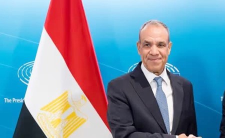 وزير الخارجية ورئيسة البرلمان الأوروبي يبحثان تطورات الأوضاع في المنطقة