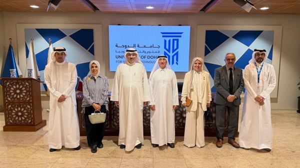وكيل «التعليم العالي» يطلع على أبرز برامج ومبادرات مؤسسة «قطر للتربية والعلوم» بالدوحة