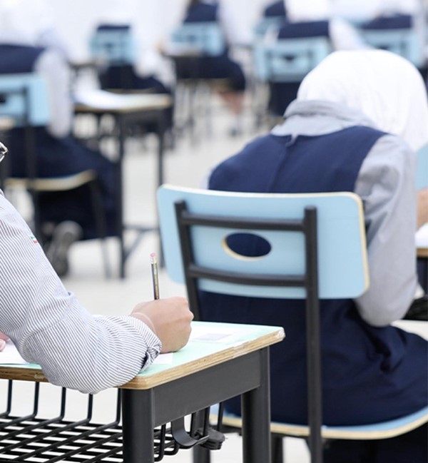 نحو 42 ألف طالب في الـ12 يتوجهون غداً لأداء اختباراتهم النهائية