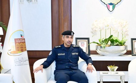 محافظ الفروانية: تبسيط الإجراءات وتطوير الخدمات للمواطنين