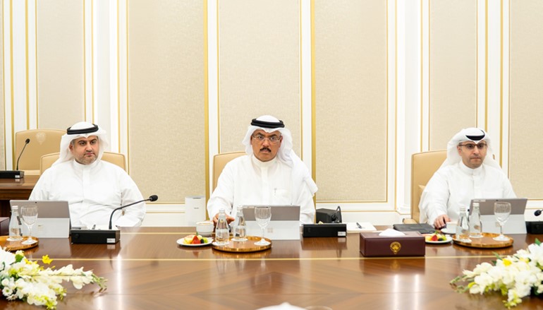 المستشار ناصر السميط وم.سيد جلال الطبطبائي وعبداللطيف المشاري