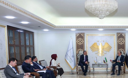 الحلبي ويلماز يبحثان مستقبل الجامعات التركية في الشمال السوري