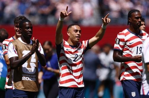 أميركا تبلغ دور الـ32 لكأس العالم بعد تغلبها على أستراليا