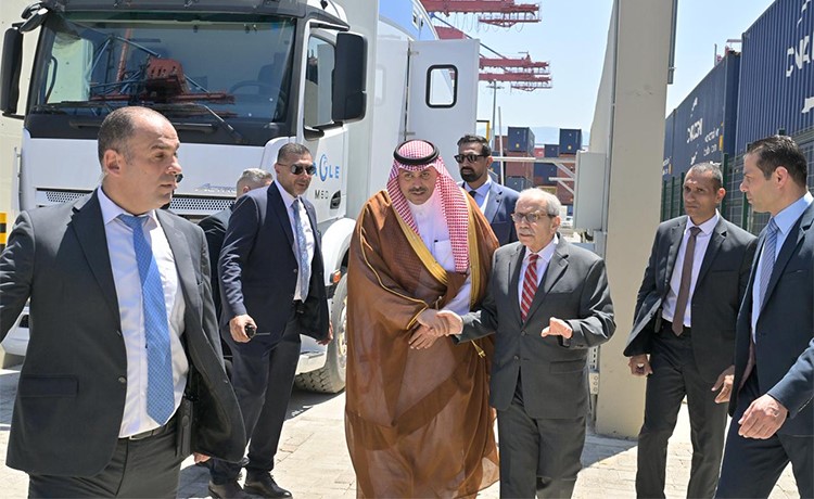 رئيس الوزراء اللبناني لن نسمح بأن يعود لبنان منطلقا لأي ضرر يلحق بأشقائنا العرب