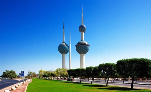 الأرصاد طقس رطب وشديد الحرارة والعظمى 50